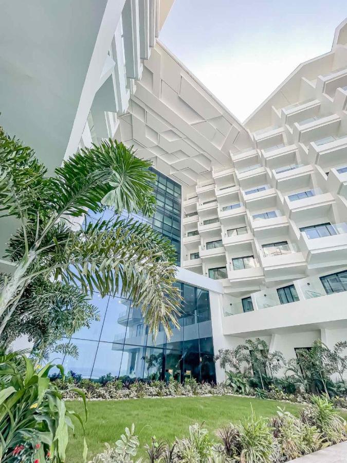 Lime Resort Manila Pasay Exteriör bild