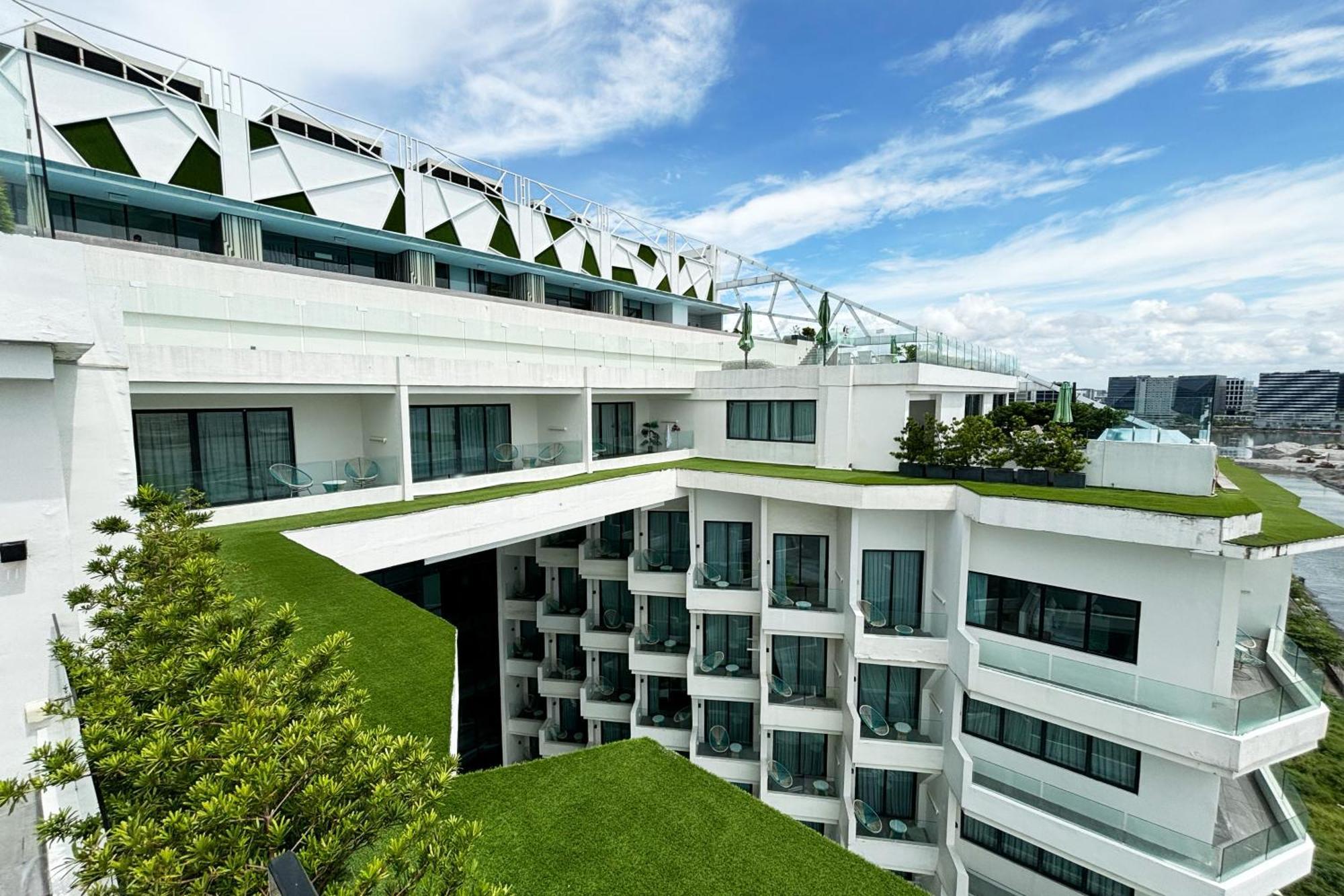 Lime Resort Manila Pasay Exteriör bild